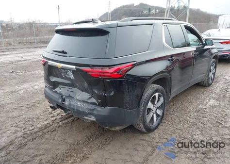 2022 Chevrolet Traverse Awd Lt Leather z USA, uszkodzony, nr VIN 1GNEVHKW5NJ113944